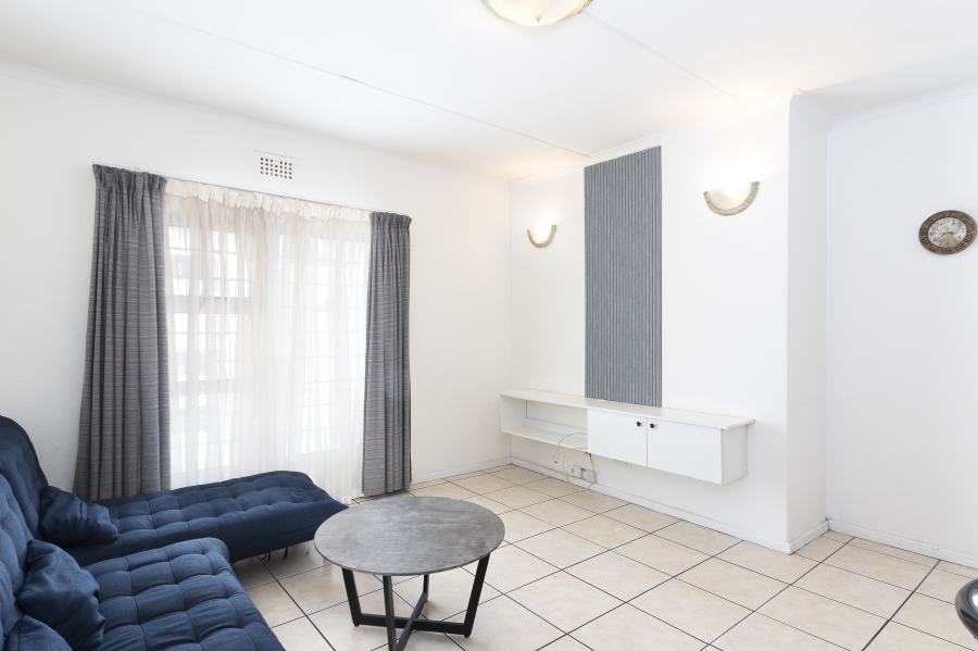 To Let 1 Bedroom Property for Rent in Strand South Western Cape